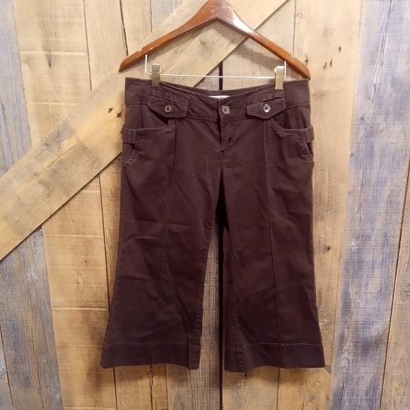 Jolt Capri Utilitarian Chinos - Picture 1 of 6
